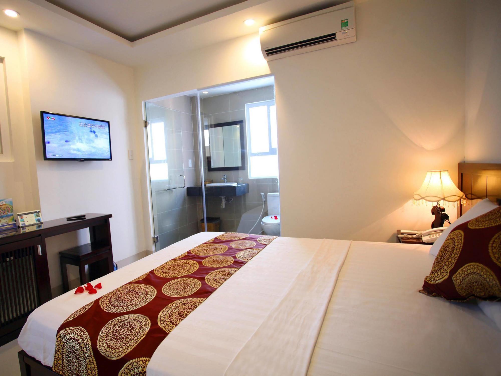 Azura Hotel Nha Trang Exterior foto