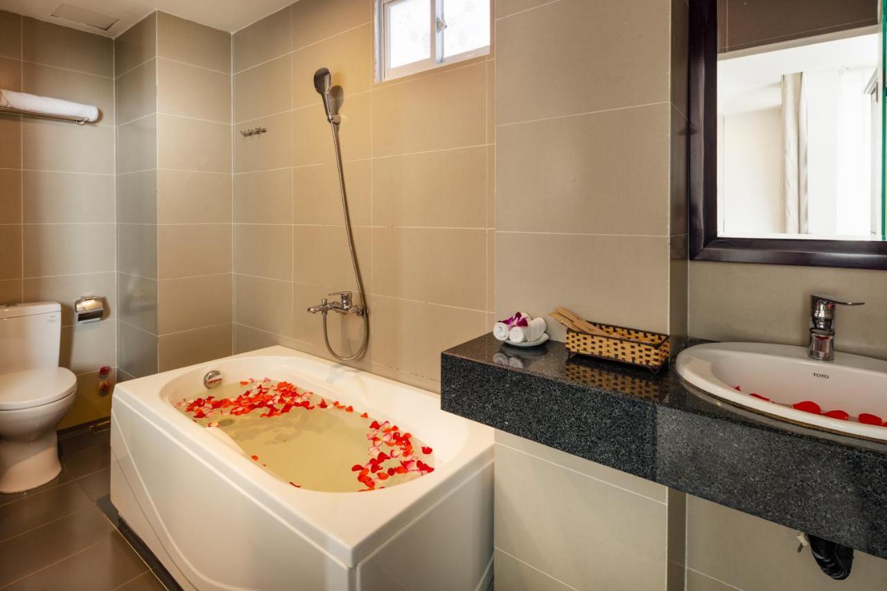 Azura Hotel Nha Trang Exterior foto